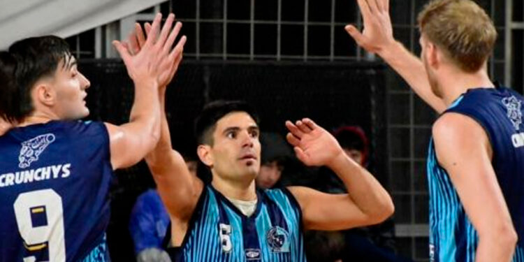 Estudiantil se metió en semifinales