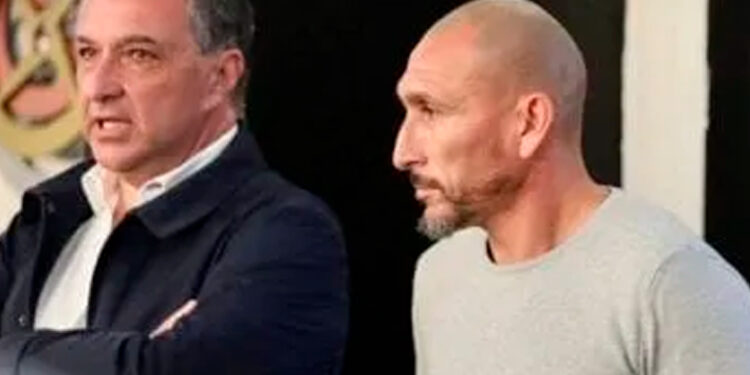 Newell´s oficializó la salida del manager