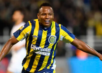 El Bicho se va para Brasil: Campaz no llegó a un acuerdo con Central y regresa a Gremio