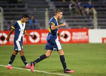 Central cerró la pretemporada con un triunfo ante Defensor Sporting de Uruguay