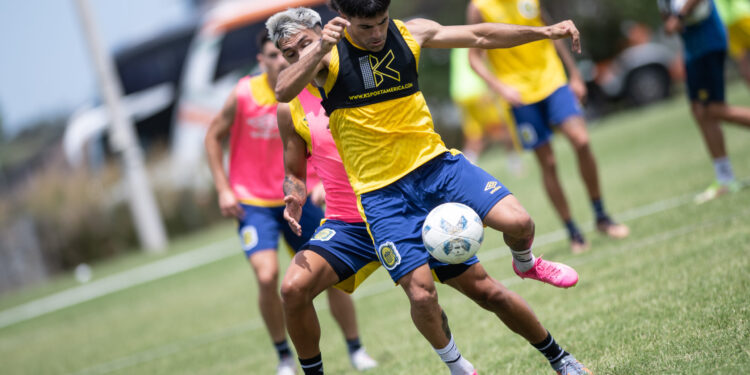 Central juega su tercer partido de pretemporada en Uruguay