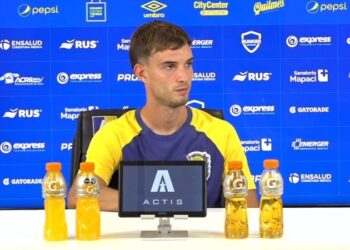 Central: hablo Komar en la previa del debut en Copa Argentina