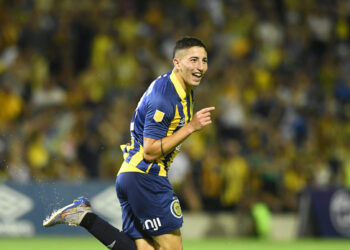 Central, con uno menos se llevo tres puntos