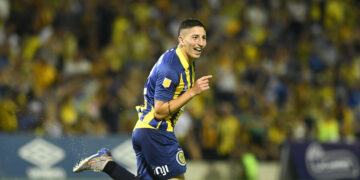 Central, con uno menos se llevo tres puntos