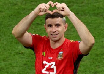 El Dibu Martínez emitió un comunicado tras la decisión de la Conmebol