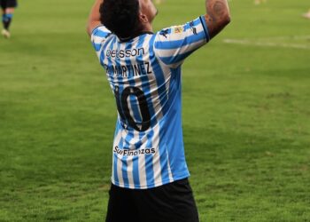 Costas: “Tuvimos 48 horas para preparar el partido”