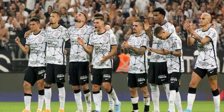Corinthians en zona de descenso en Brasil