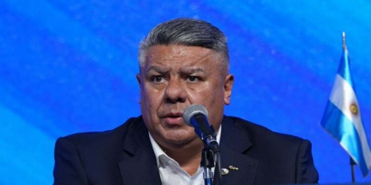 “Chiqui” Tapia, la reelección, la política y el grabado de un nuevo anillo que dirá: “todo pasa y yo me quedo”