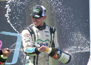 Ciantini alcanzó su primera victoria del año en Paraná, en el marco del Turismo Carretera