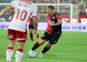 Siempre se puede estar peor: Huracán goleó a Newells y expuso todas las miserias de un equipo que hace rato dejo de ser tal
