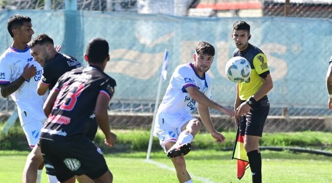 El Salaíto ganó, gustó y goleó