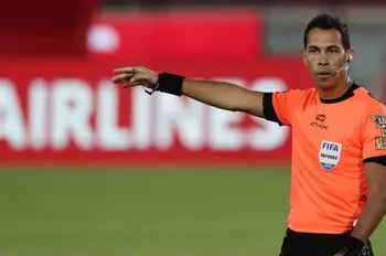 Facundo Tello, el árbitro elegido para la gran final de la Copa Libertadores