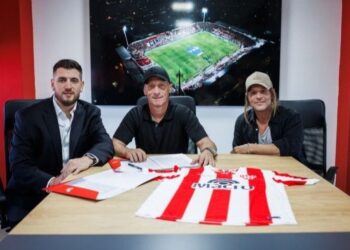 Pedro Troglio fue presentado como nuevo técnico de Instituto de Córdoba