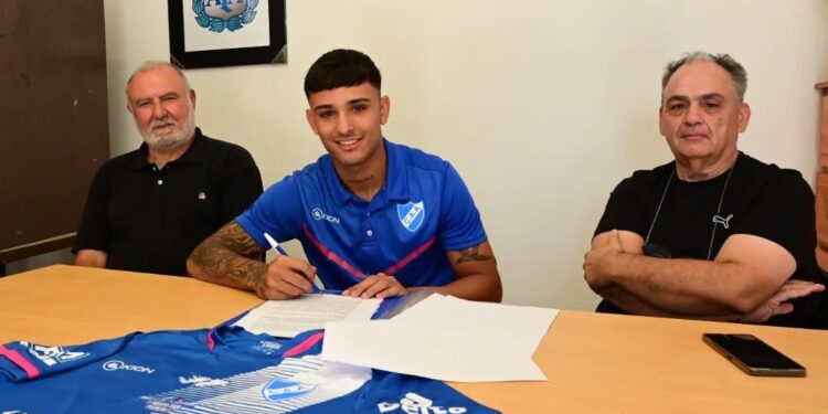 Llegó el primero para Argentino