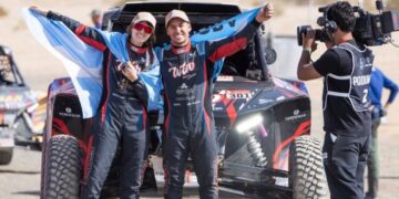 La dupla argentina que dejó su marca en el Dakar: Cavigliasso y Pertegarini campeones