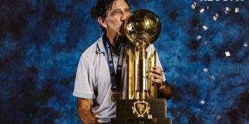 Racing campeón de la Recopa Sudamericana: el equipo de Costas volvió a hacer historia