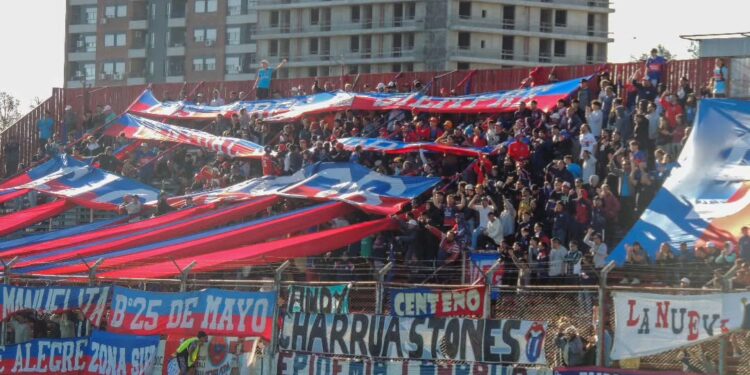 Vuelve el fútbol al Gabino Sosa: asociate y no te pierdas ningún partido del Charrúa