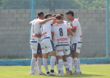 El Charrúa se trajo un empate de Caseros