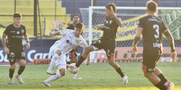 Terminó la fecha 6 de la Primera Nacional con dos punteros en cada zona