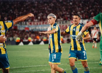 Rosario Central se prepara para enfrentar a Vélez en el Gigante y quiere ser líder