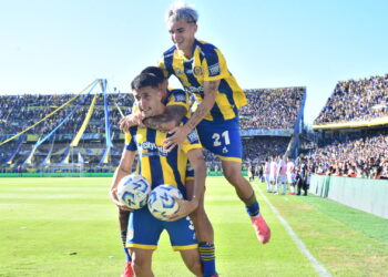 Central se lo pudo dar vuelta a Vélez y es el primer clasificado a play off del fútbol argentino