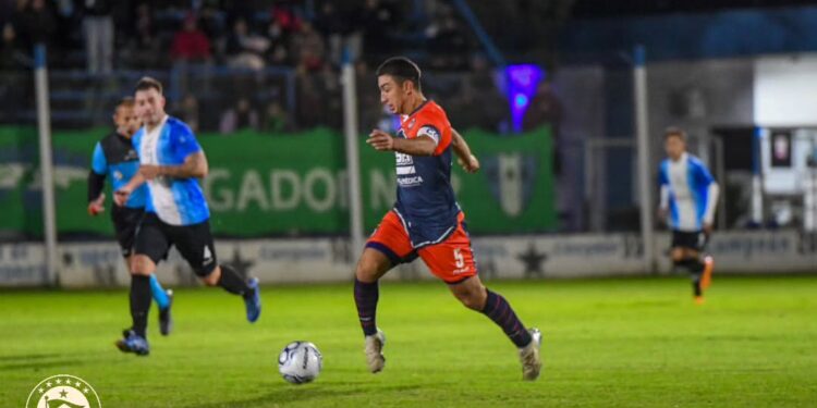 El Charrúa se trajo un empate por la Copa Santa Fe