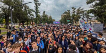 Juegos CReAR 2025: miles de niños, niñas y adolescentes disfrutaron de la primera jornada