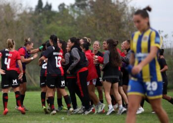 Newell’s hizo historia y es el primer campeón del interior del fútbol femenino