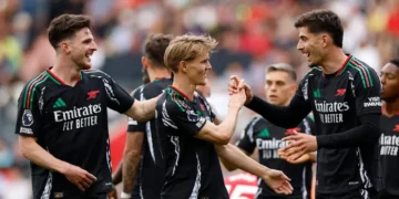 Arsenal terminó segundo en la Premier League y el United se quedó sin Champions