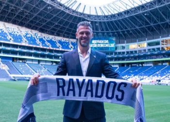 Oficial: Martín Demichelis fue despedido del Rayados de Monterrey