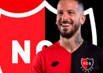 Es oficial: Darío Benedetto fue presentado en Newell’s y vuelve al fútbol argentino
