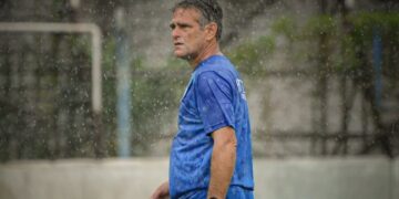 NO VA MÁS: Daniel Fagiani renunció como técnico de Argentino de Rosario