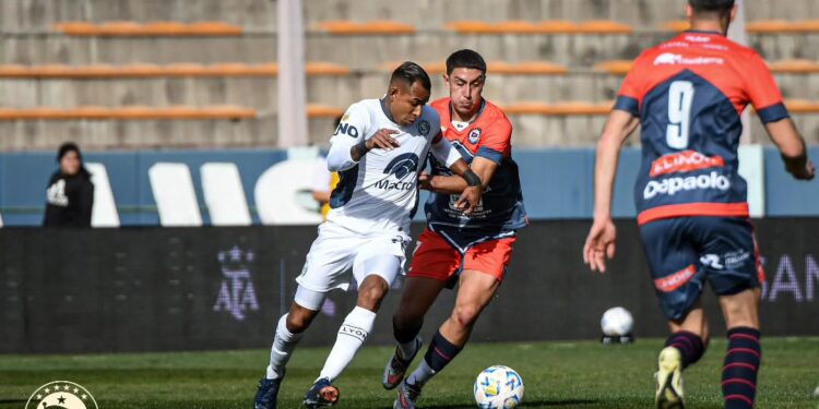 Eliminación del Charrúa con polémica