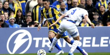 La fiesta Canalla no fue completa: Di María debutó con gol y lesión en el empate ante Godoy Cruz