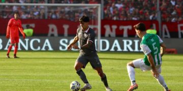 Sin Keylor, Newell’s cayó ante Banfield en el estreno del nuevo Coloso