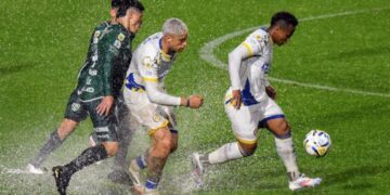 Se suspendió el partido entre Central y Sarmiento por la fuerte tormenta en Junín