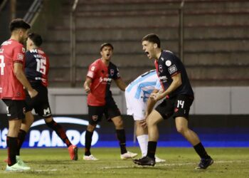 Newell’s le ganó a Atlético Tucumán y pasó a cuartos de final de la Copa Argentina