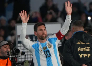 Con una actuación estelar de Messi, la Selección argentina goleó 3-0 a Venezuela en las Eliminatorias
