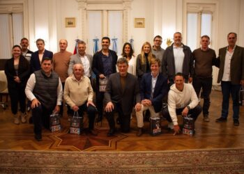 El municipio reconoció a los clubes rosarinos que fueron sede de los Jadar 2025