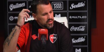 Cristian Fabbiani dejó de ser el técnico de Newell’s