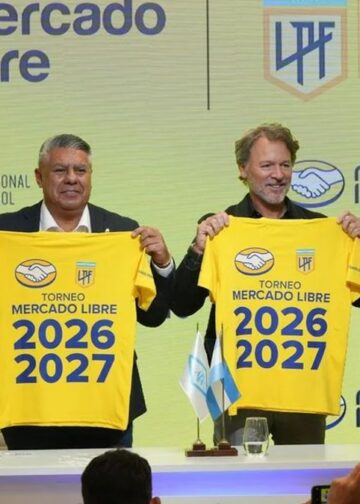 La empresa de Marcos Galperín le compró a Chiqui Tapia la Liga Profesional de Fútbol 2026 y 2627
