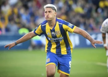 Central venció a Platense y se metió en la pelea por los primeros puestos del Grupo B