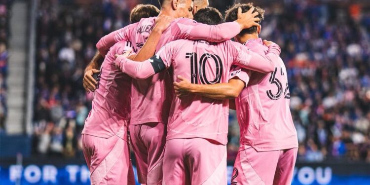 Messi brilló en el Inter Miami con un golazo de cabeza y triple asistencia por las semifinales de Conferencia Este