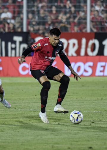 Newell’s cayó en el final ante Racing y cerró un Clausura para el olvido