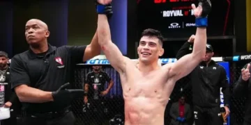 Histórico: Kevin Vallejos es el tercer argentino en los rankings de la UFC