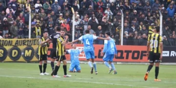 Estudiantes (RC) le ganó la serie a Deportivo Madryn y ascendió a la Primera División