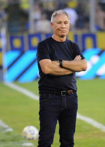 Sorpresa en Arroyito: Ariel Holan dejó de ser el técnico de Rosario Central