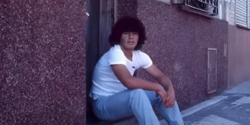 Un viaje a la casa donde Maradona fue Pelusa en La Paternal