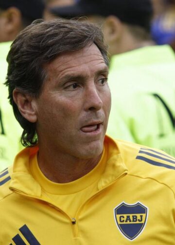 Claudio Úbeda continuará siendo el entrenador de Boca en 2026