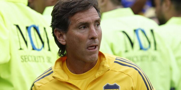 Claudio Úbeda continuará siendo el entrenador de Boca en 2026